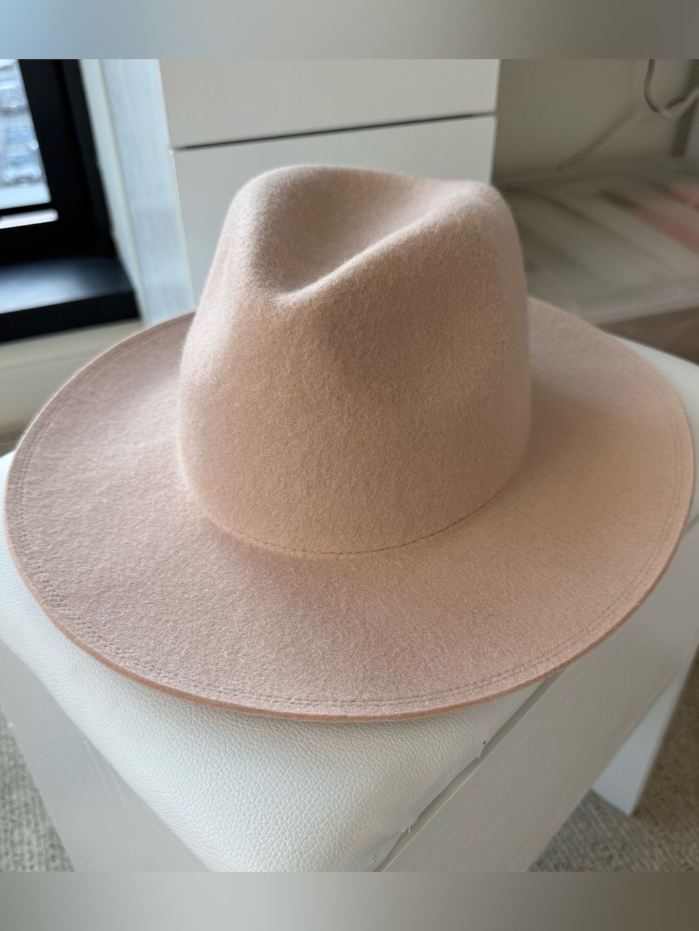 New. Olive & Pique Wool Classic Hat. New and never worn. 100% wool. One size.